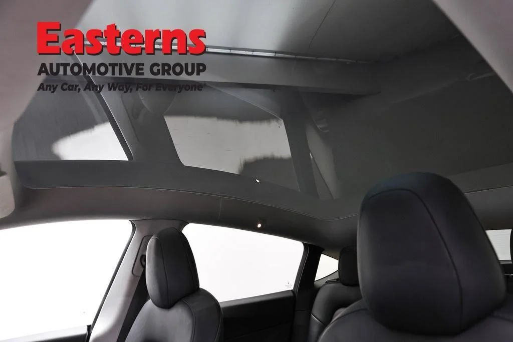 Used 2021 Red Tesla Long Range image 32