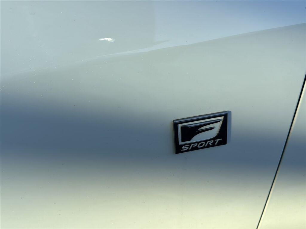 Used 2015 Ultra White Lexus Base image 11