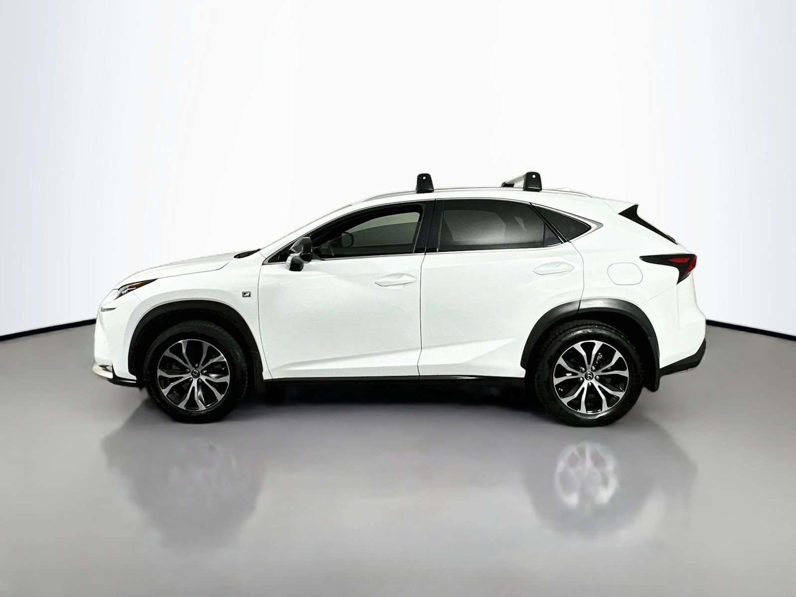 Used 2016 Ultra White Lexus 200t F Sport image 4