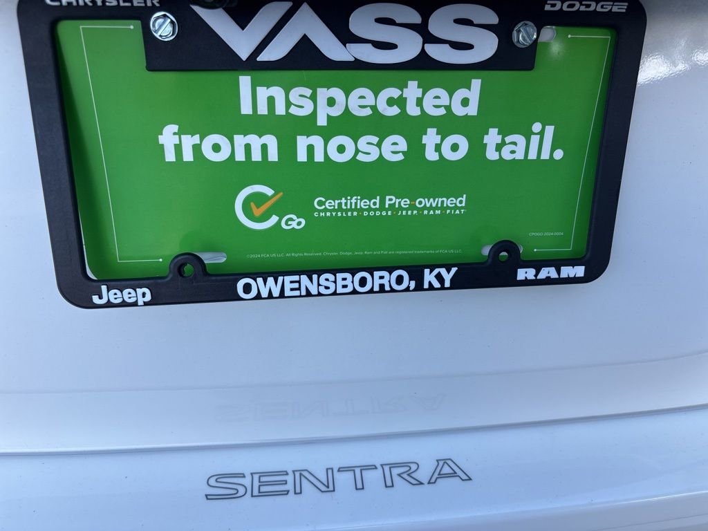 Used 2022 White Nissan SV image 42