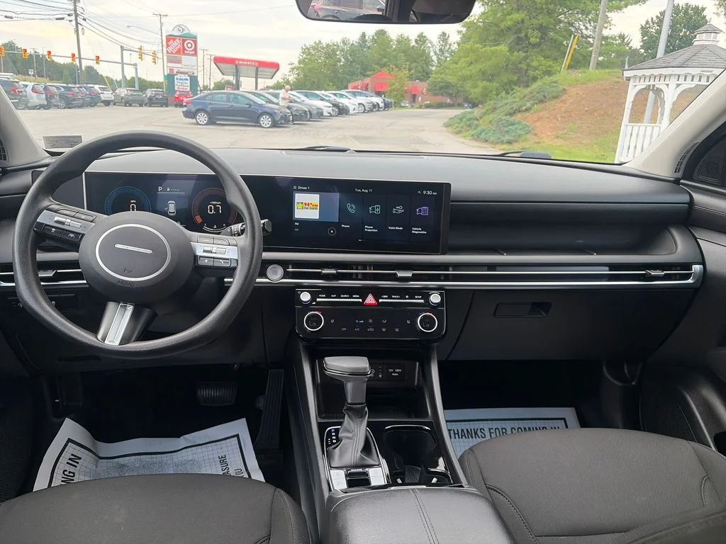 Used 2025 Gray Hyundai SEL image 13