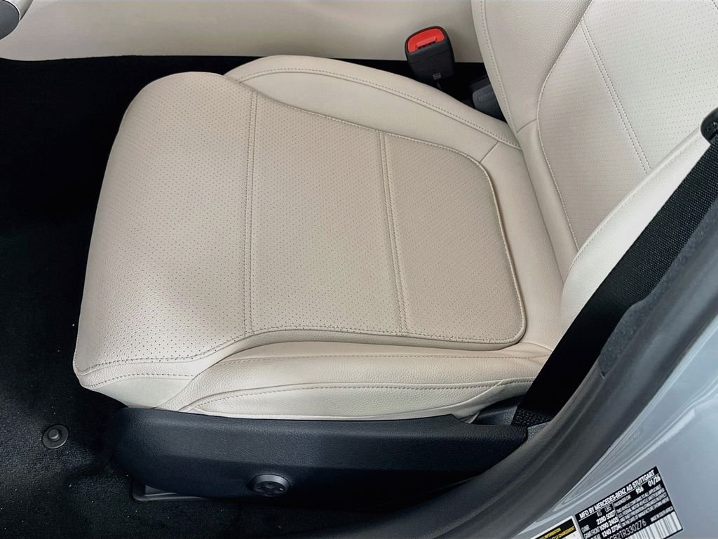 Certified Used 2026  Mercedes-Benz C 300 image 19