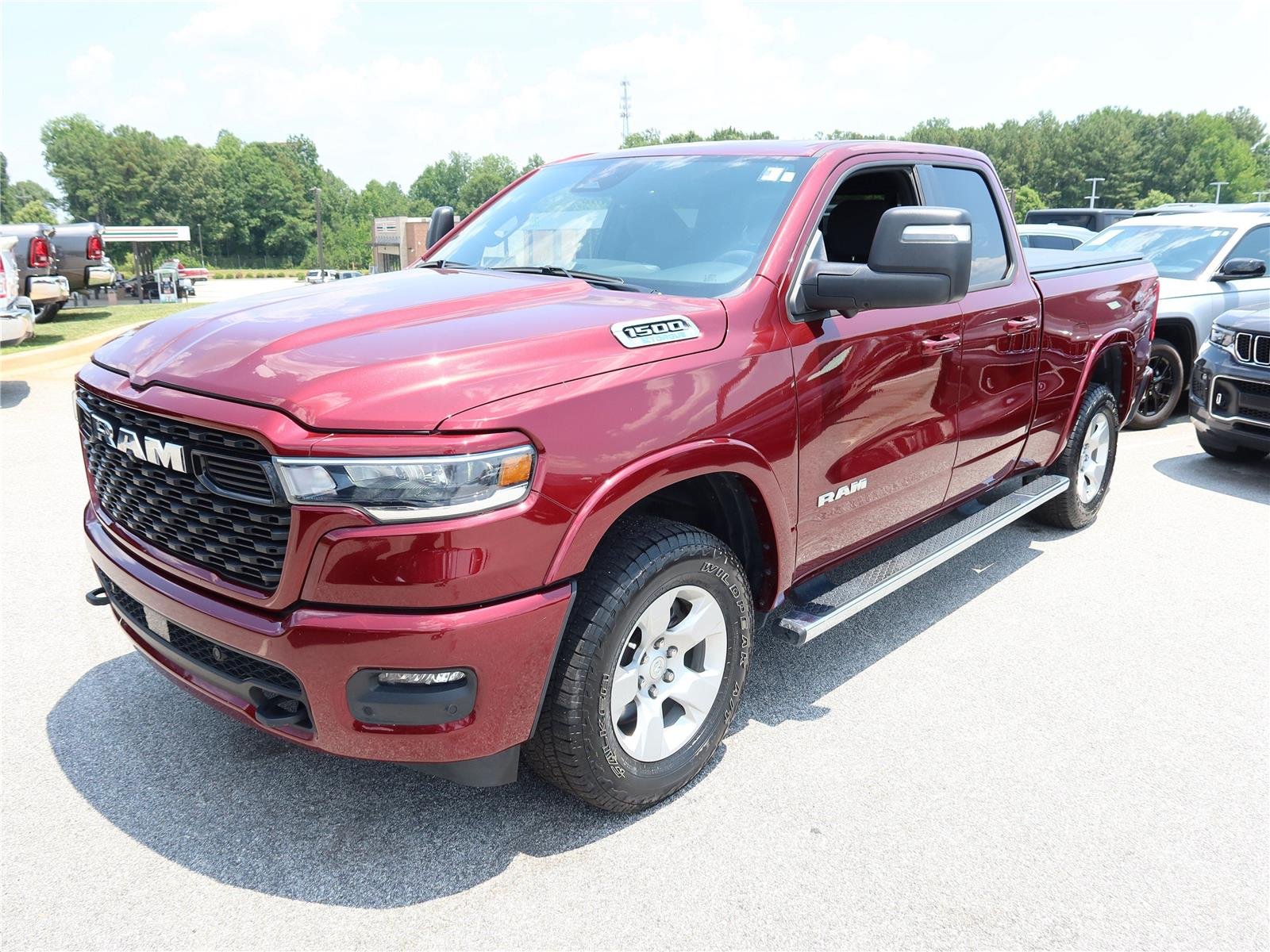 Used 2025 Delmonico Red Pearlcoat Ram Big Horn image 4