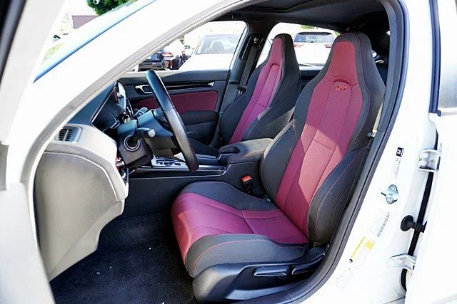 Used 2025  Honda  image 13