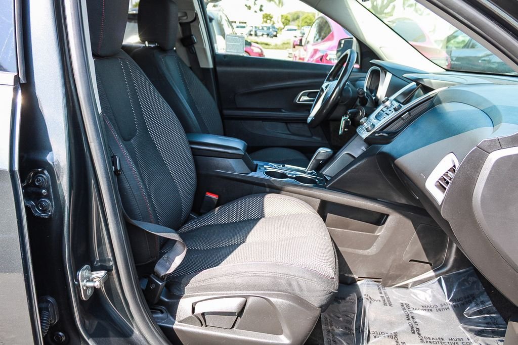 Used 2014 Gray Chevrolet LT image 16