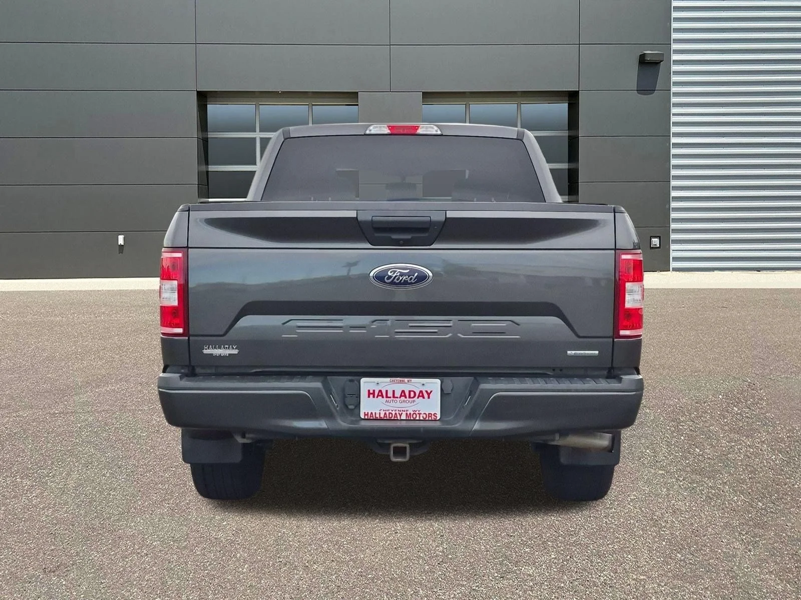 Used 2019 Magnetic Metallic Ford XL image 7