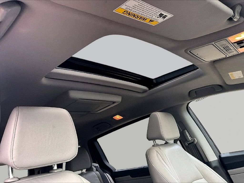 Used 2020 Gray Honda EX-L image 31