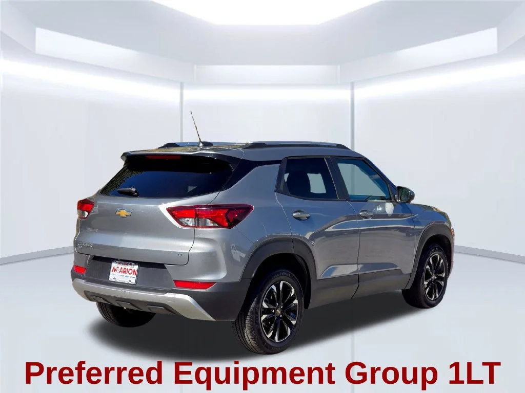 Used 2023 Gray Chevrolet LT image 18