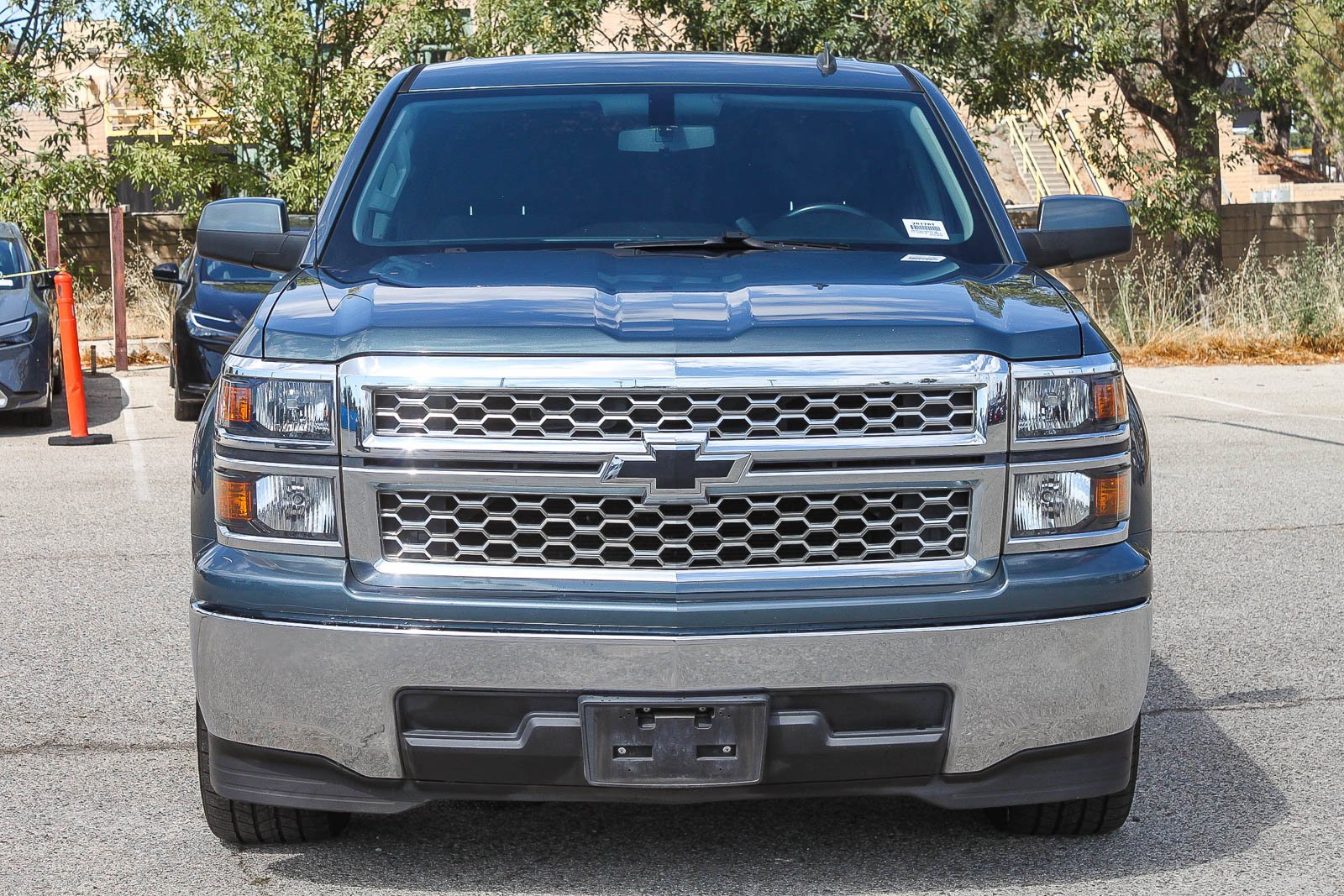 Used 2014 Chevrolet Silverado 1500 LT with VIN 3GCPCREC5EG260166 for sale in Signal Hill, CA