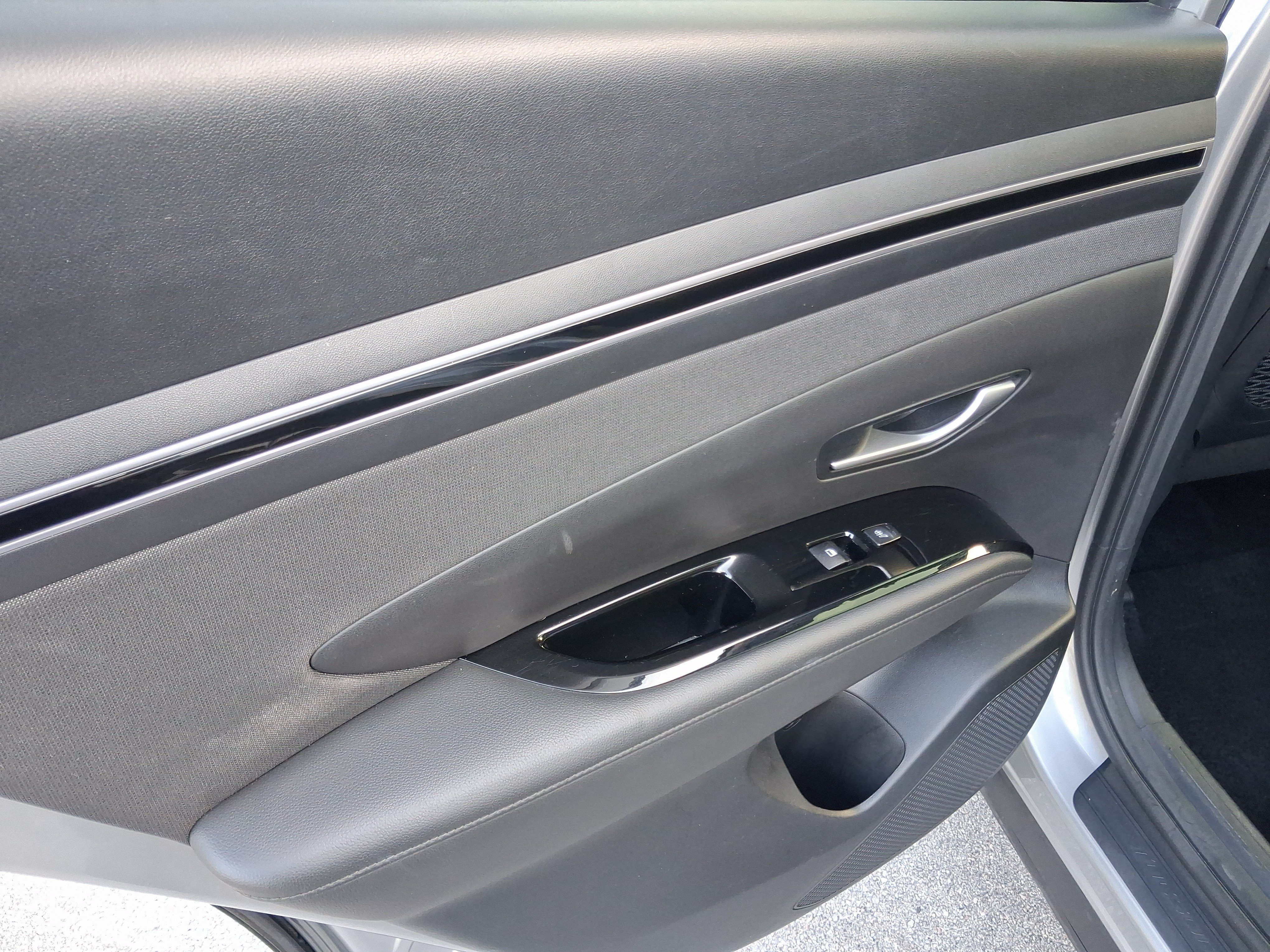 Used 2024 Silver Hyundai Limited image 11