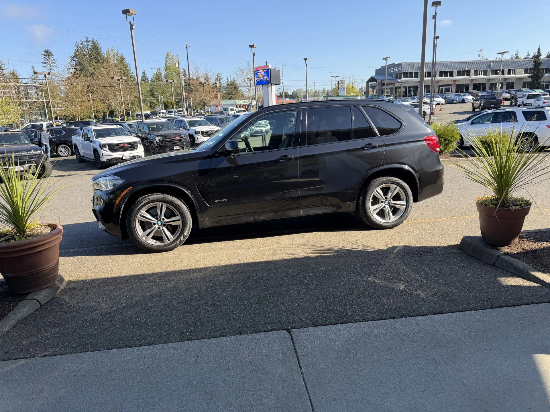 2014 BMW X5 xDrive50i's photo
