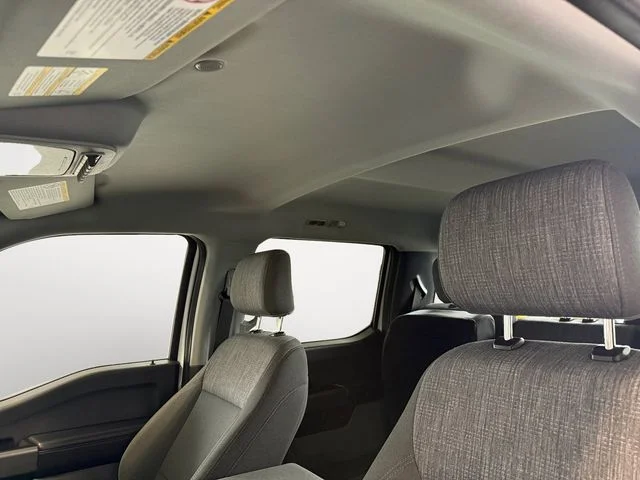 Certified Used 2025 Oxford White Ford XLT image 12