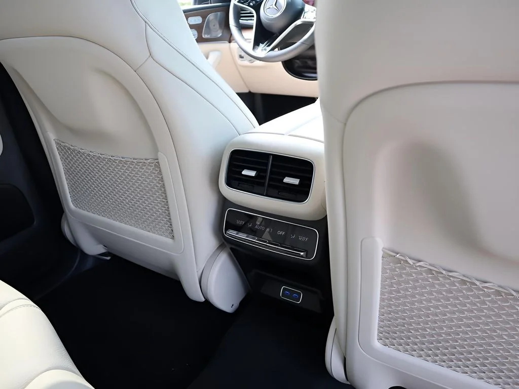 Used 2026 MANUFAKTUR Moonlight White Metallic Mercedes-Benz GLE 450 image 14