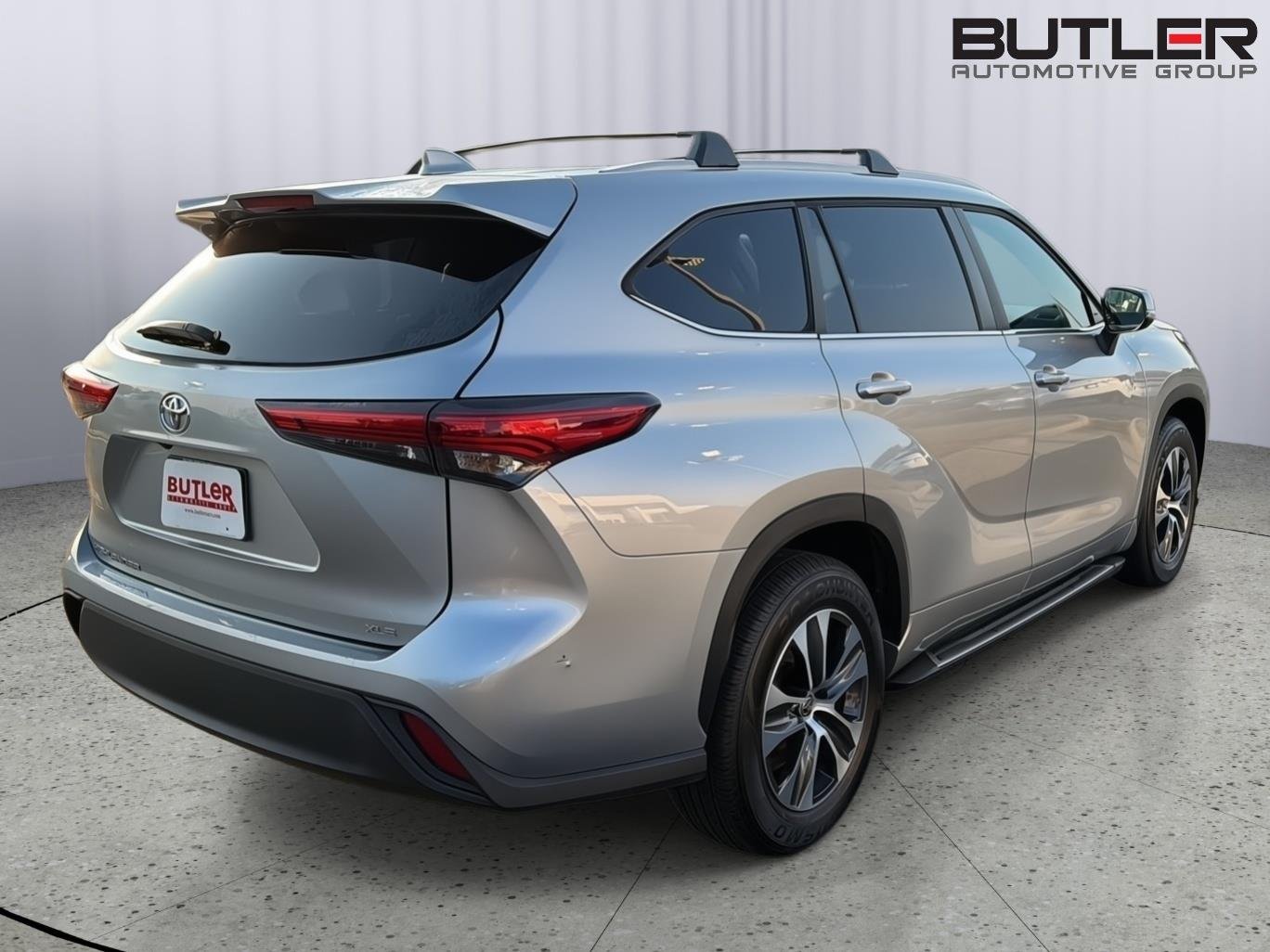 Used 2023 Celestial Silver Metallic Toyota XLE image 6