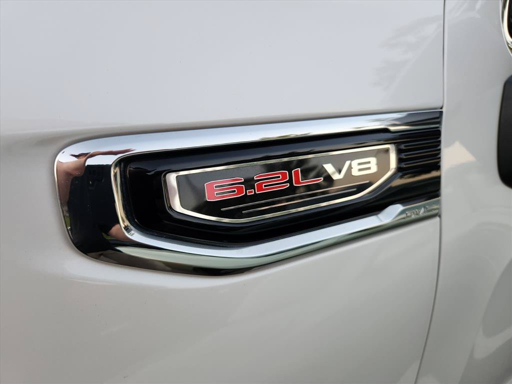 Used 2020 White GMC Denali image 9