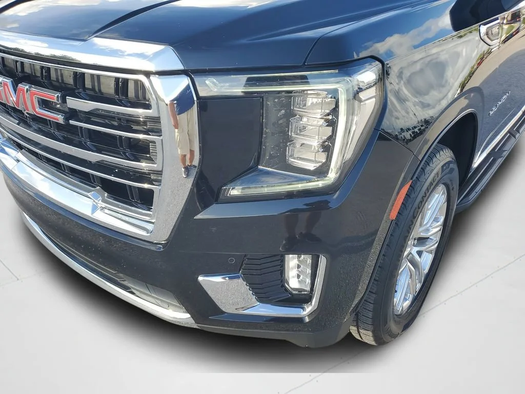 Used 2023 Onyx Black GMC SLT image 30