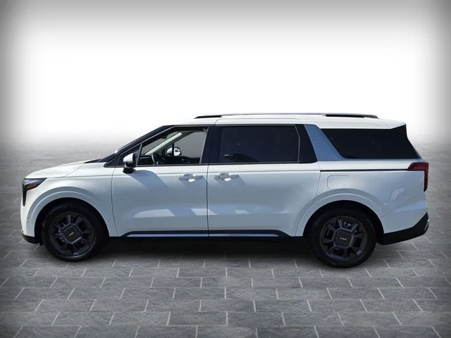 Used 2025 White Kia SX image 4
