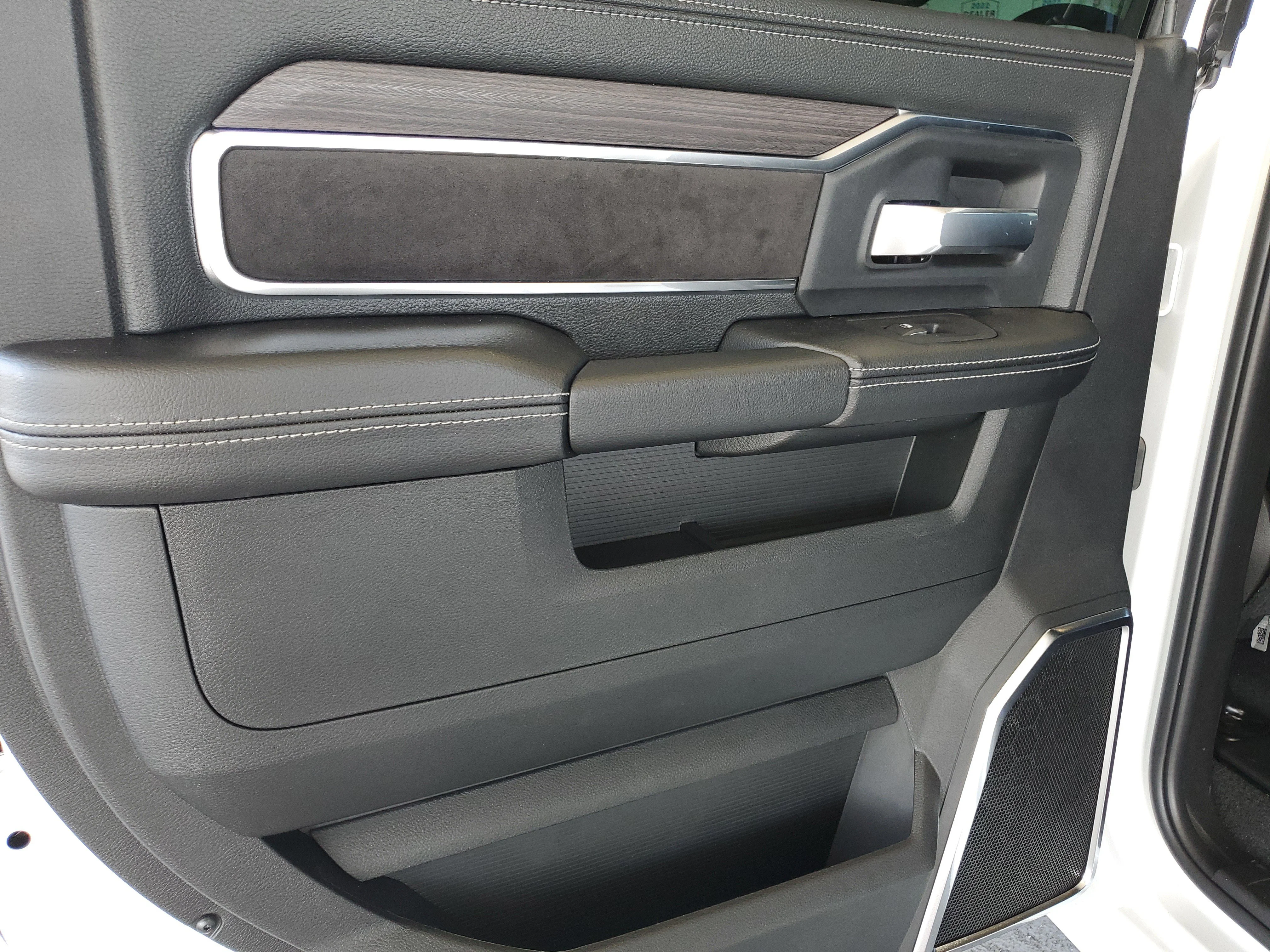 New 2026 Bright White Clear-Coat Exterior Paint RAM Laramie image 13