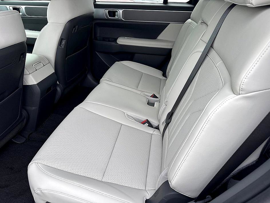 New 2026 Serenity White Hyundai SEL image 7