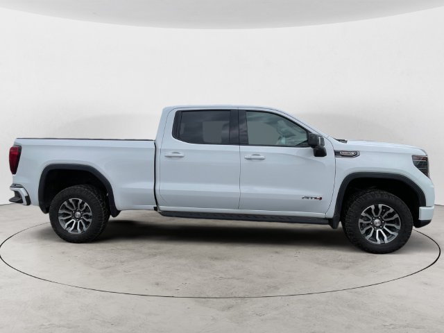 Used 2022 Summit White GMC AT4 image 4