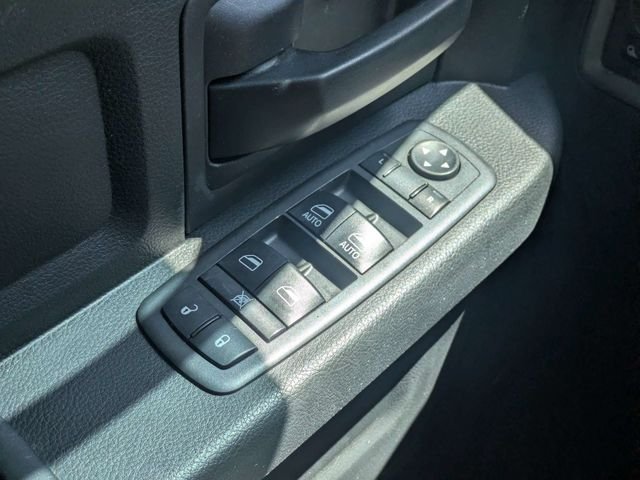 Used 2018 Blue Ram Express image 21
