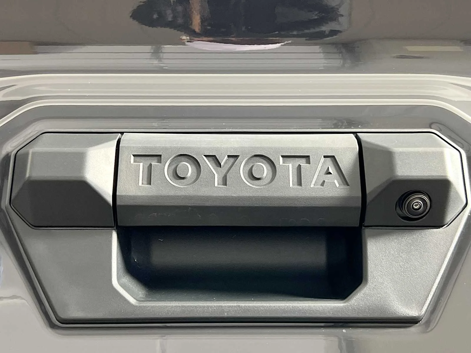 New 2026 Underground Toyota SR5 image 18