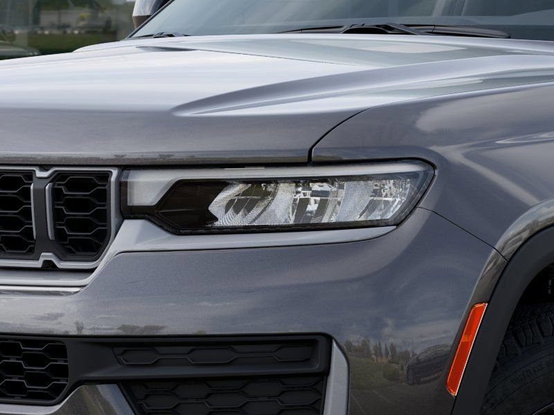 New 2026 Baltic Gray Metallic Clear-Coat Exterior Paint Jeep Altitude image 10