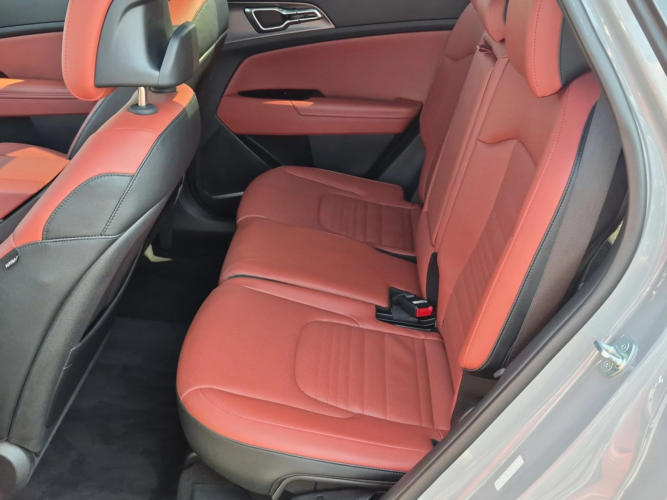Used 2023 Wolf Gray Kia SX-Prestige image 25