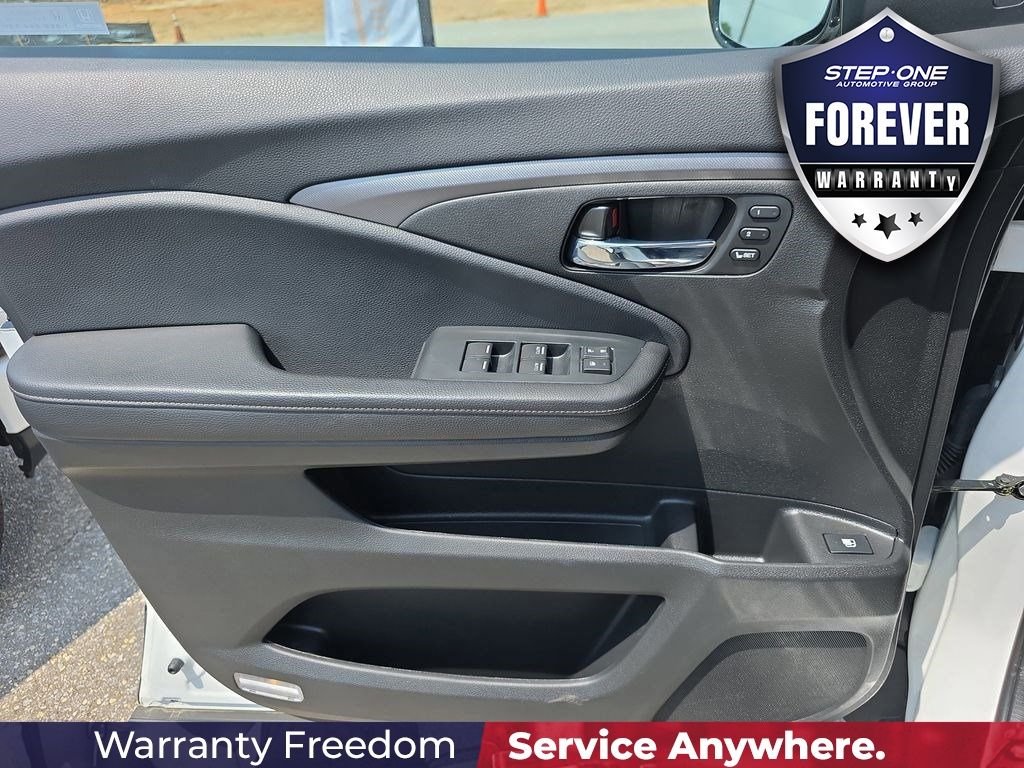 Used 2022  Honda RTL-E image 18