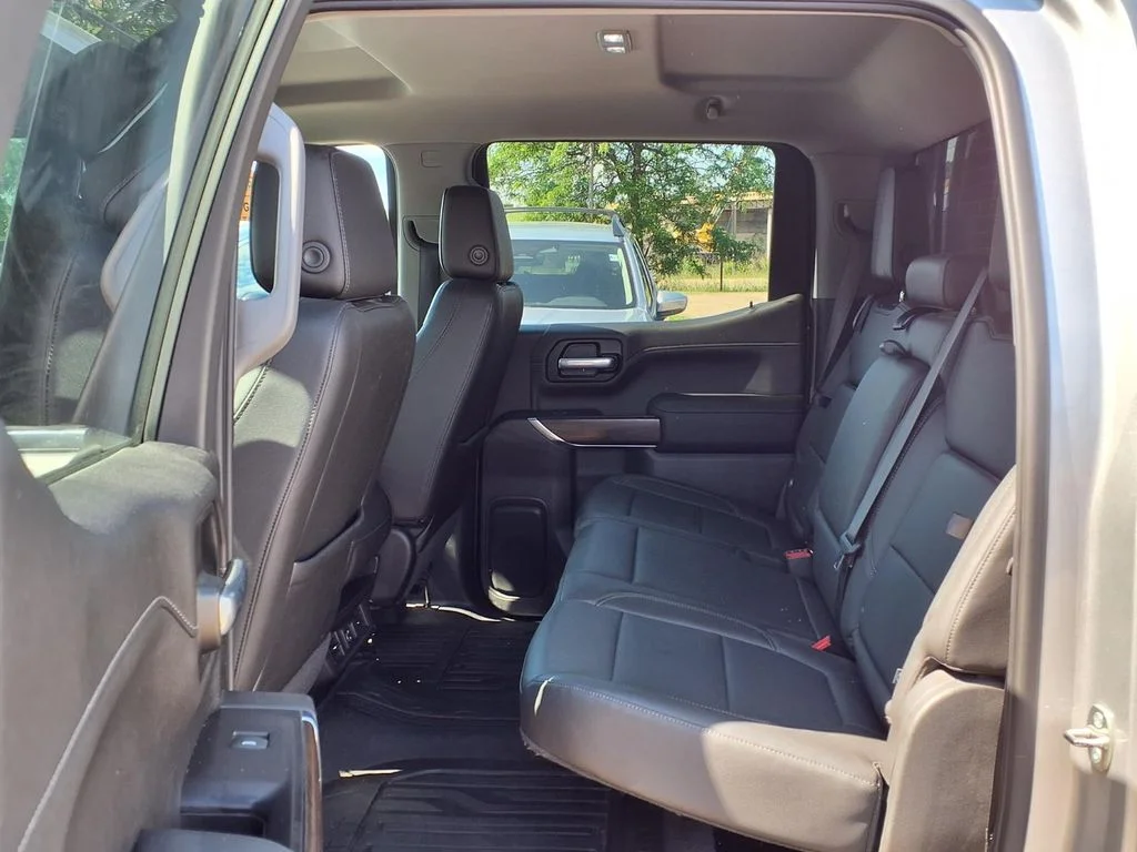Used 2019 Silver GMC SLT image 10