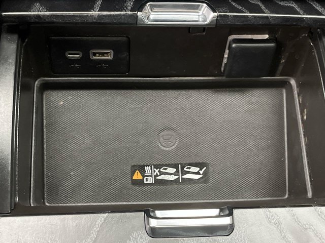 Used 2023 Onyx Black GMC Denali image 28