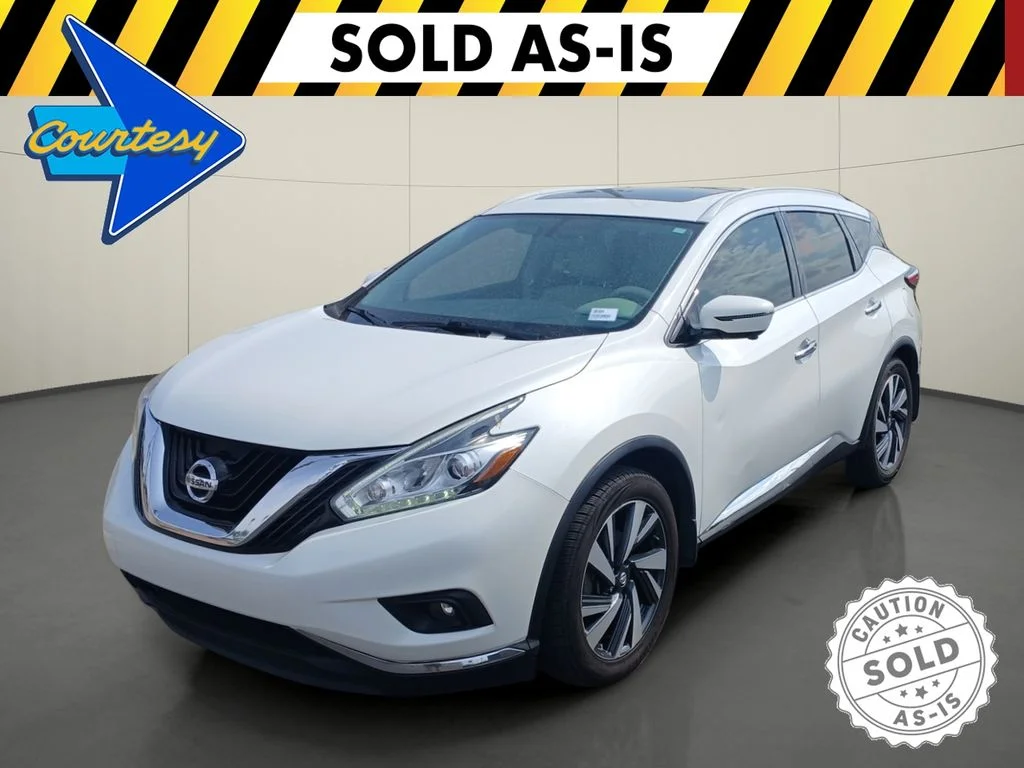 Used 2018 Pearl White Nissan Platinum image 3