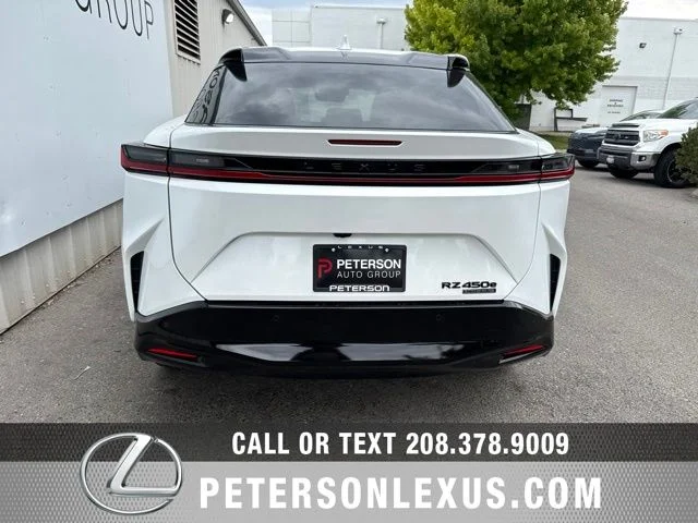 New 2026 Oxygen White Lexus  image 5