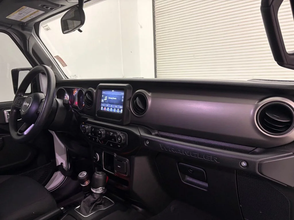 Used 2023 White Jeep Sport image 32