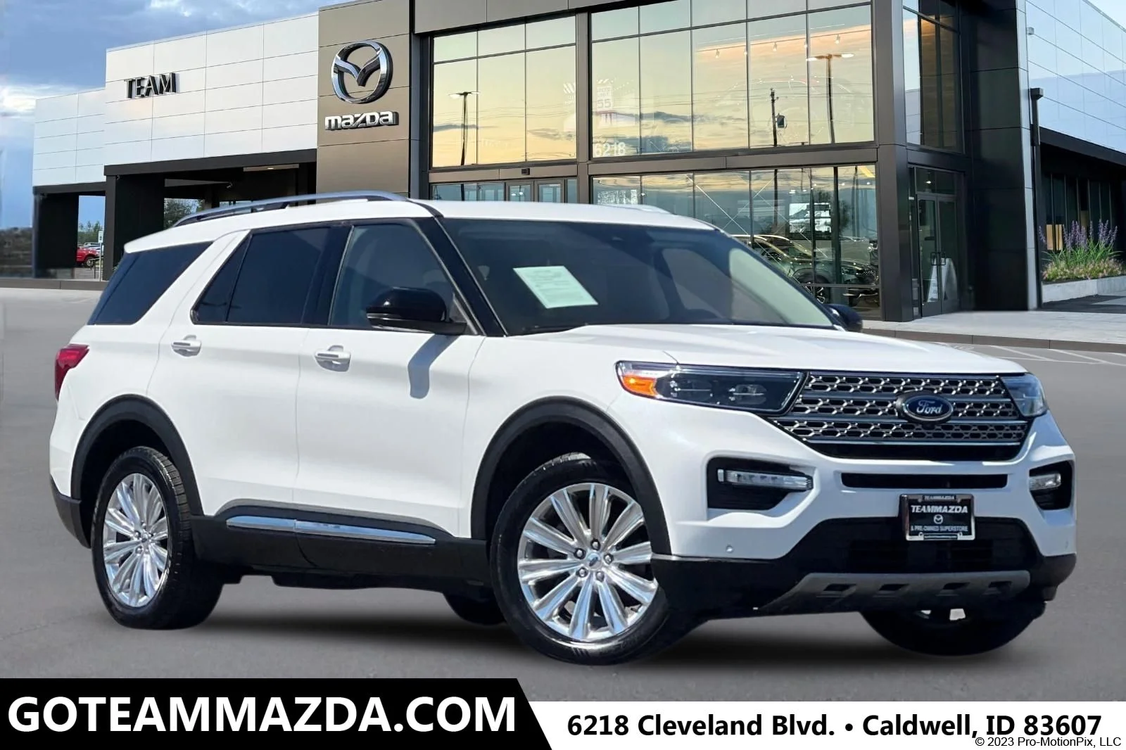 2022 Ford Explorer Limited 4WD's photo