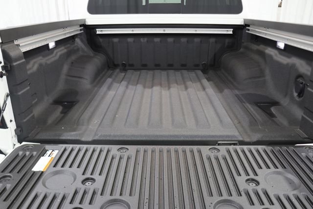 2026 Nissan Frontier SV - Photo 13
