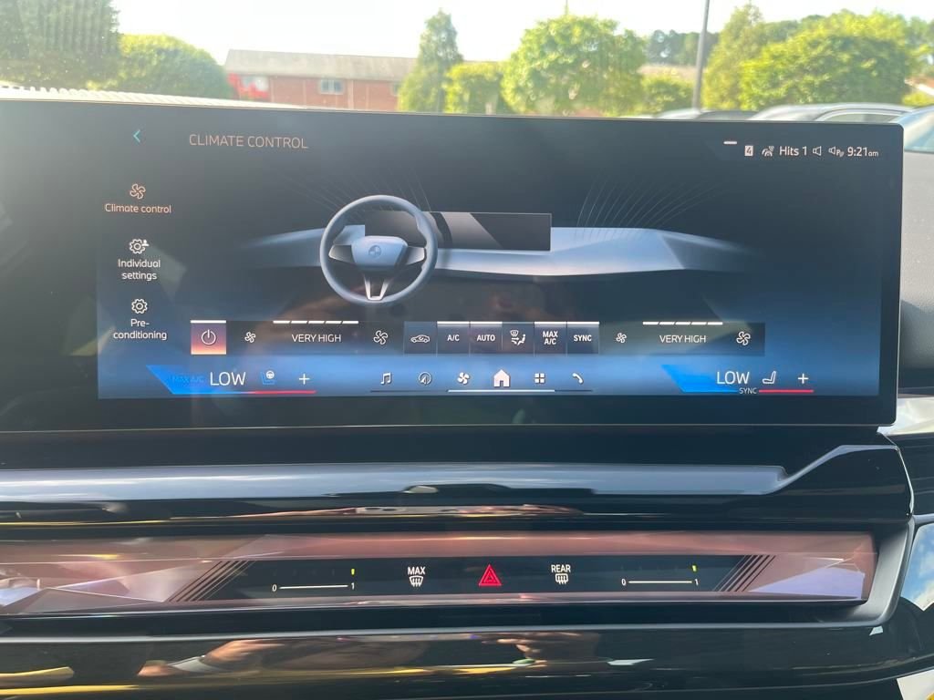 2025 BMW i5 40 - Photo 22