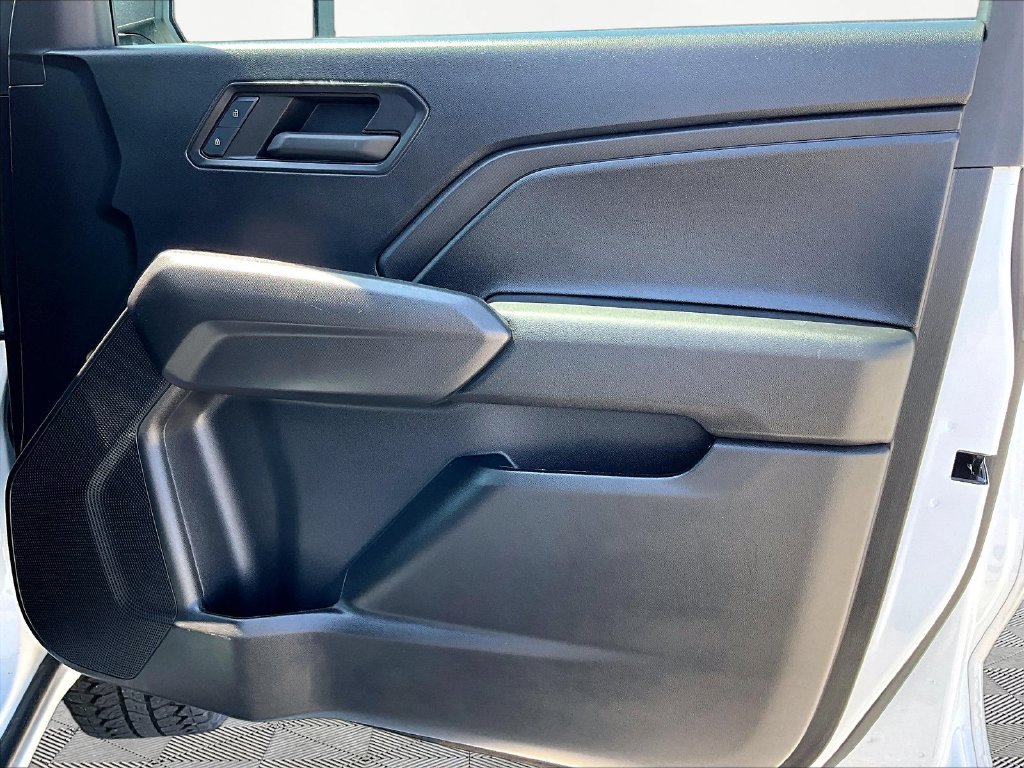 Used 2024 Summit White Chevrolet Trail Boss image 12