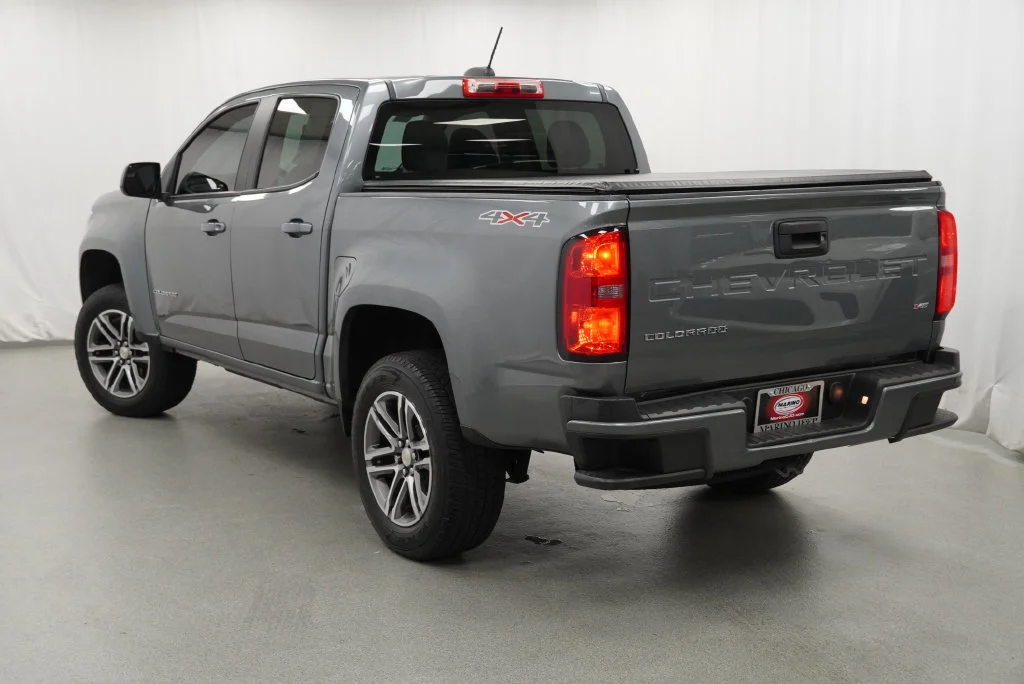 Used 2022 Gray Chevrolet Work Truck image 17