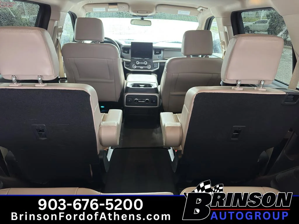 Used 2024 Agate Black Metallic Ford XLT image 10