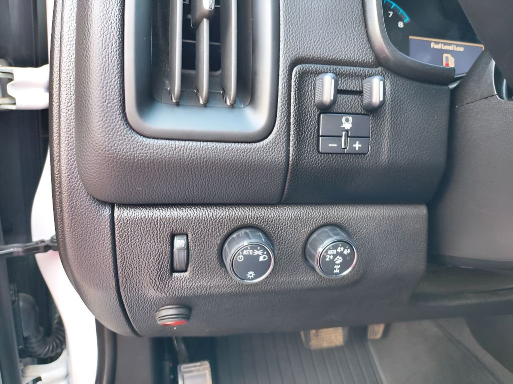 Used 2019 Summit White Chevrolet 4WD ZR2 image 18