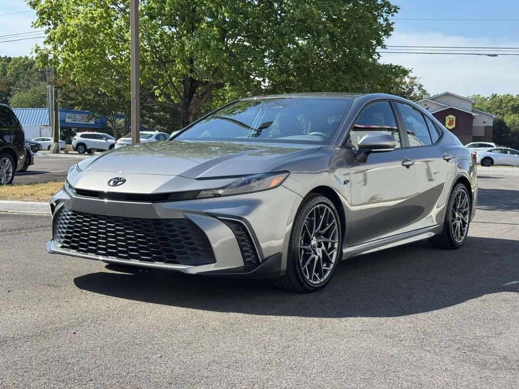 Used 2025  Toyota SE image 24