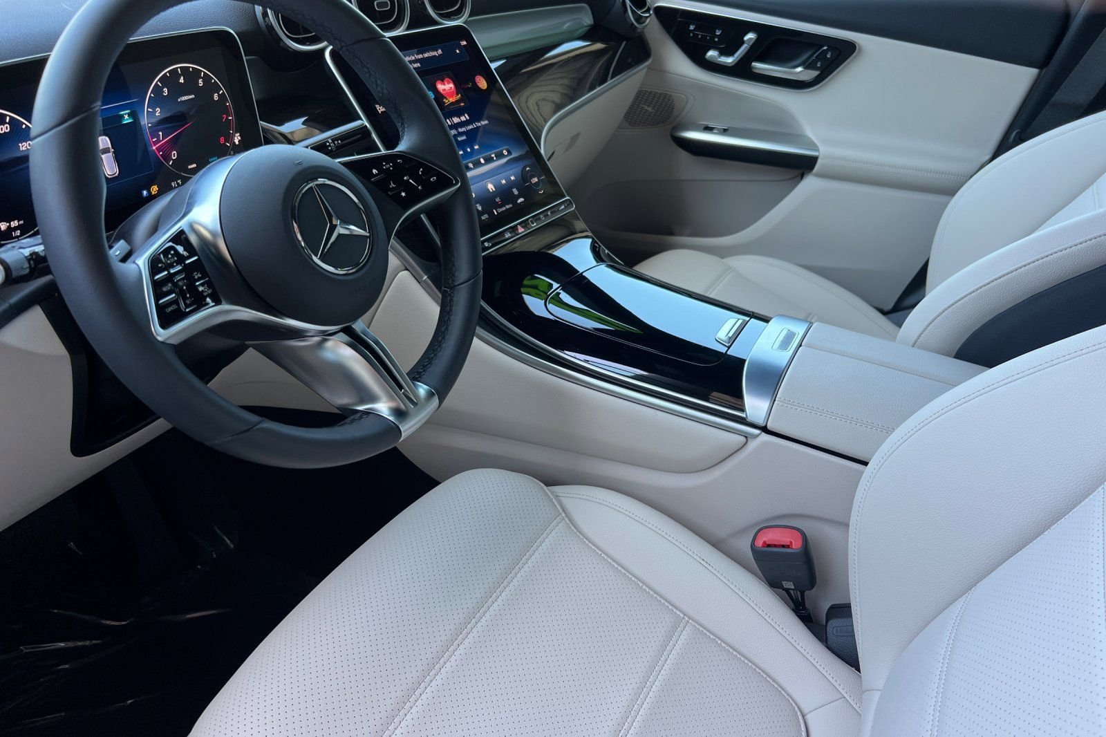Certified Used 2026 Polar White Mercedes-Benz 300 image 14