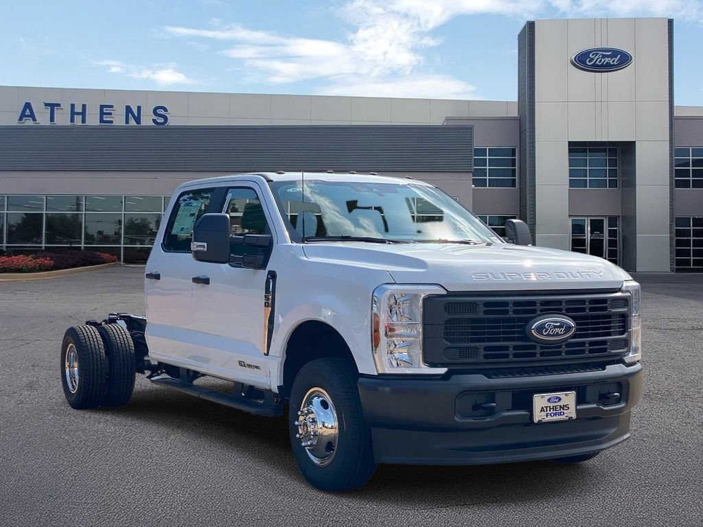 New 2026 Oxford White Ford F-350® XL image 1
