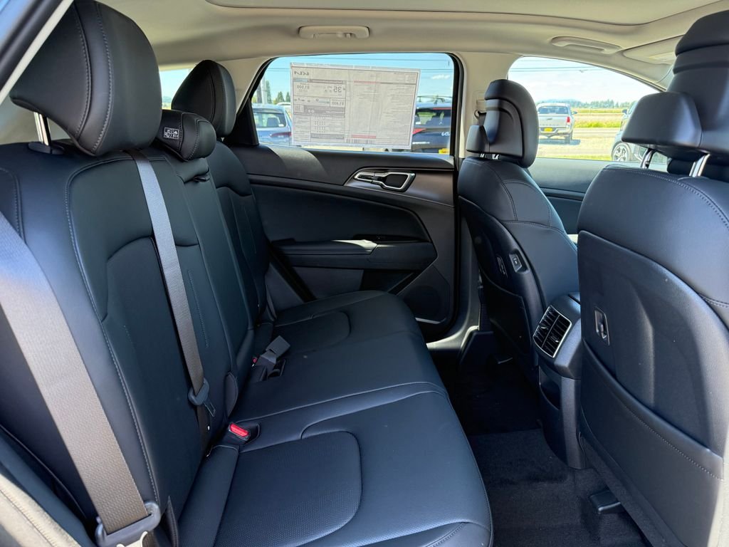 New 2026 Gravity Gray Kia EX image 13