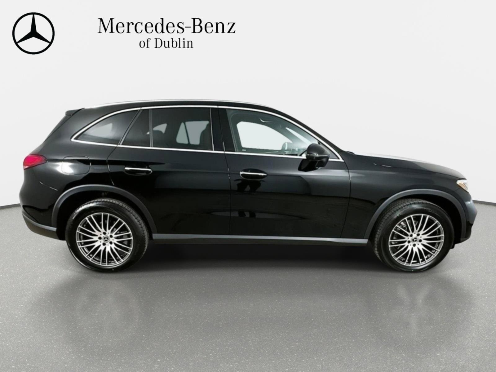 Used 2026  Mercedes-Benz GLC 300 image 8