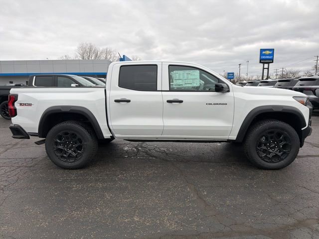 New 2026 Summit White Chevrolet Trail Boss image 2