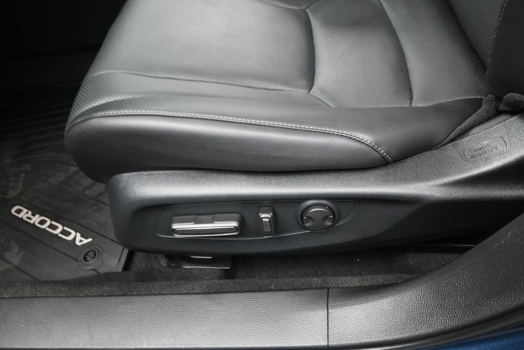 Used 2024 Blue Honda Touring image 13