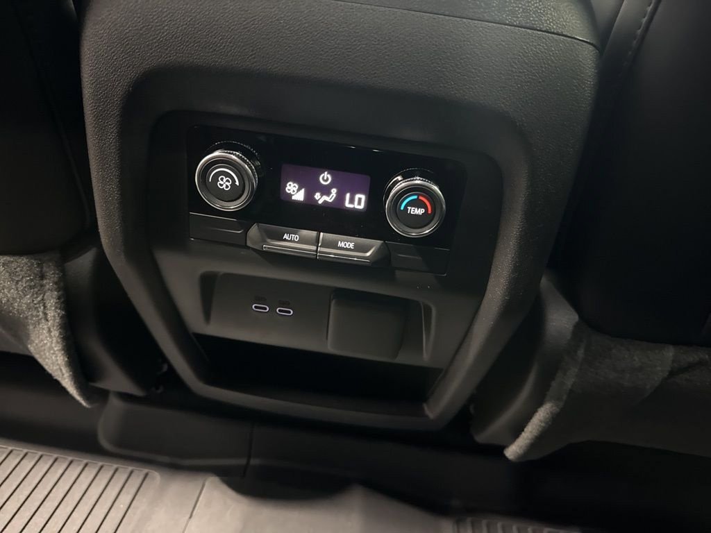 2026 Buick Enclave Sport Touring - Photo 12