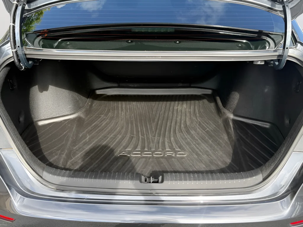 2023 Honda Accord LX - Photo 31